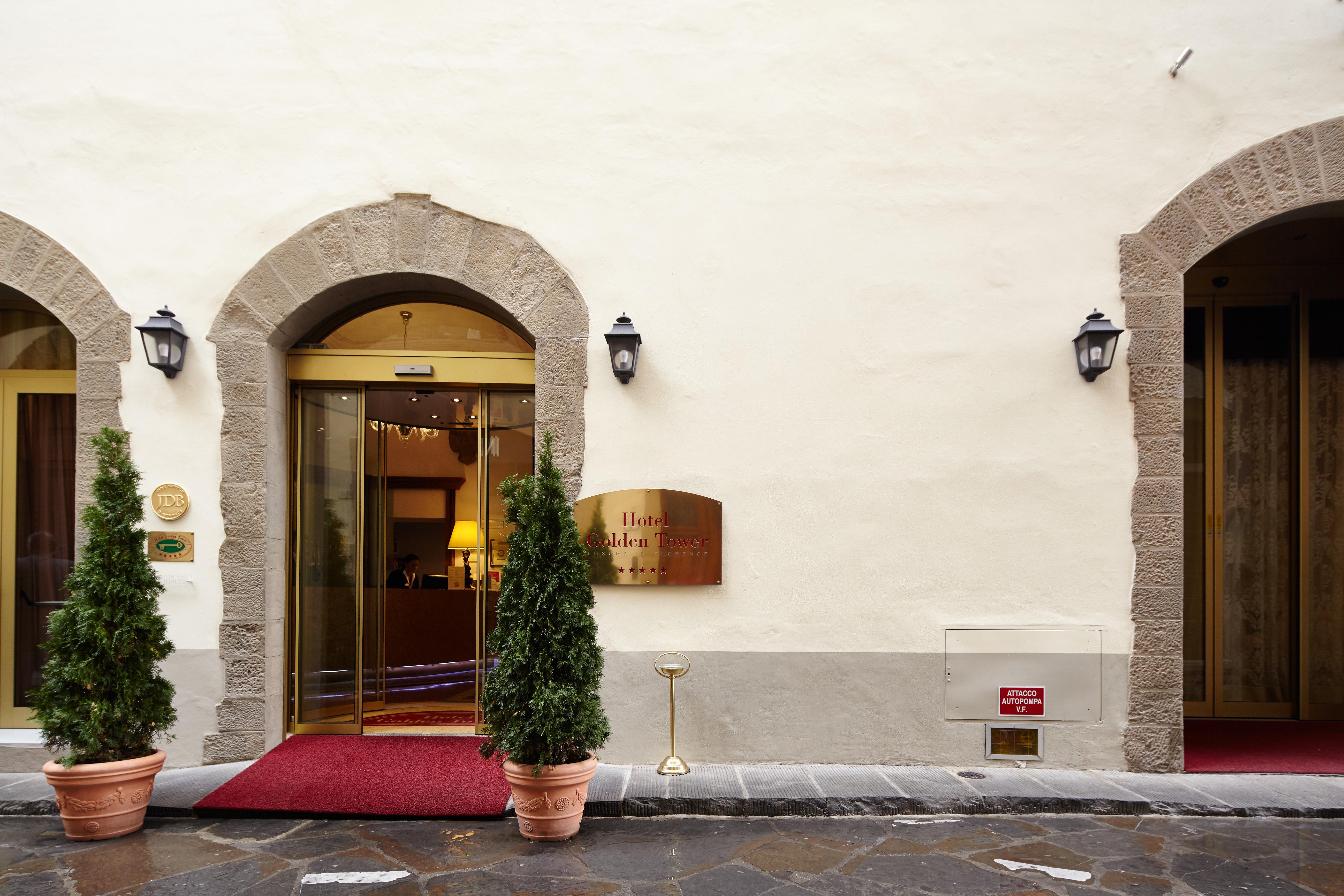 Golden Tower Hotel & Spa Φλωρεντία Εξωτερικό φωτογραφία Entrance of the hotel