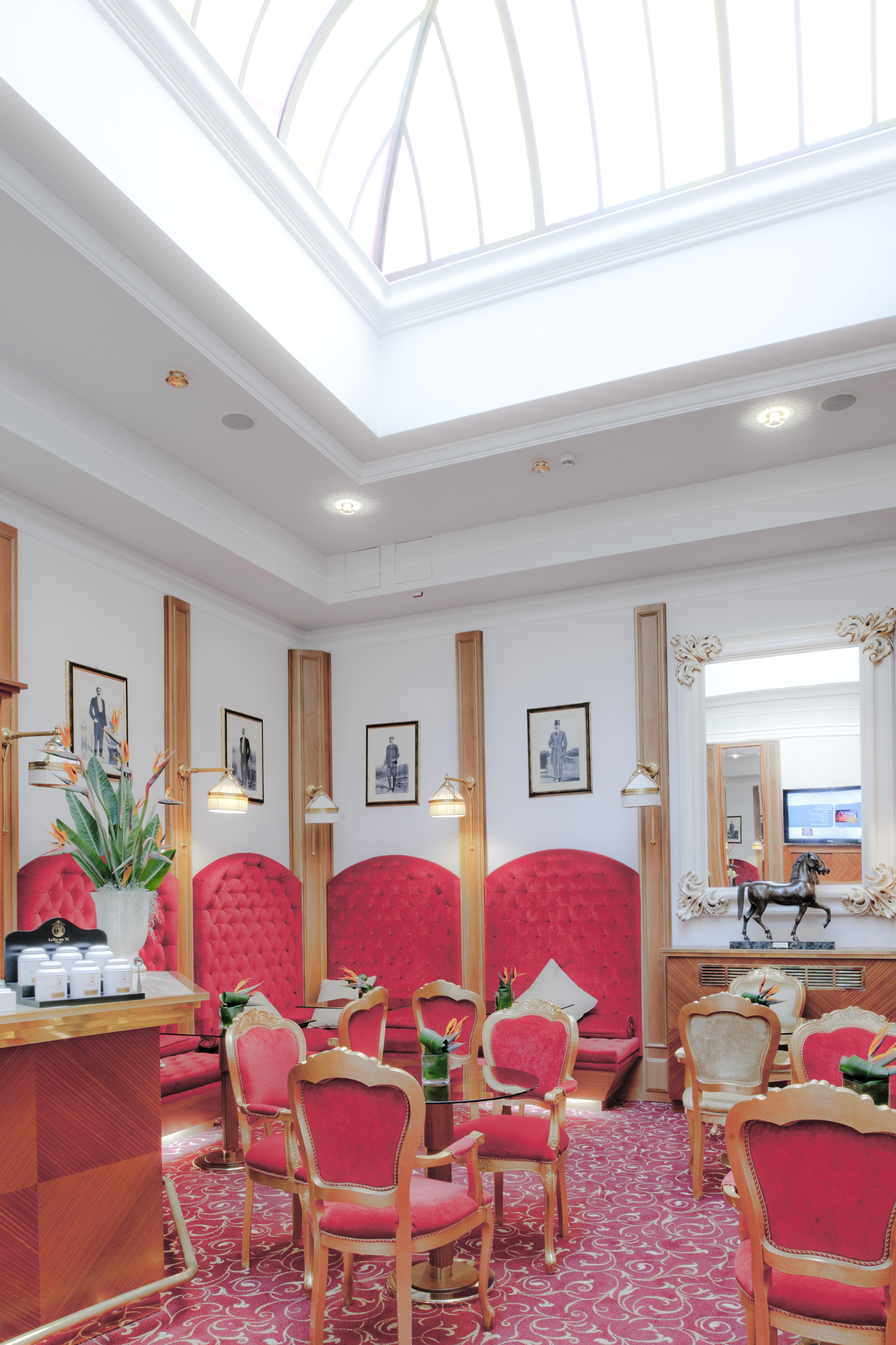 Golden Tower Hotel & Spa Φλωρεντία Εξωτερικό φωτογραφία The interior of the hotel