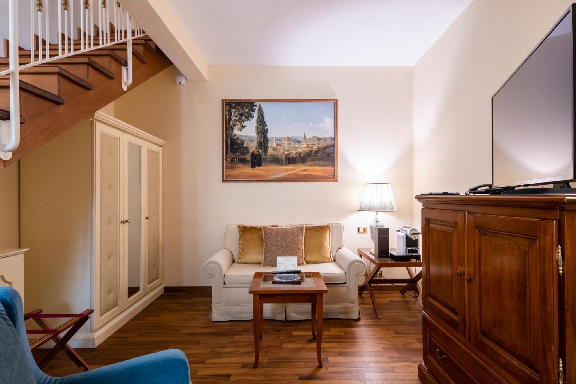 Golden Tower Hotel & Spa Φλωρεντία Εξωτερικό φωτογραφία A room at the hotel