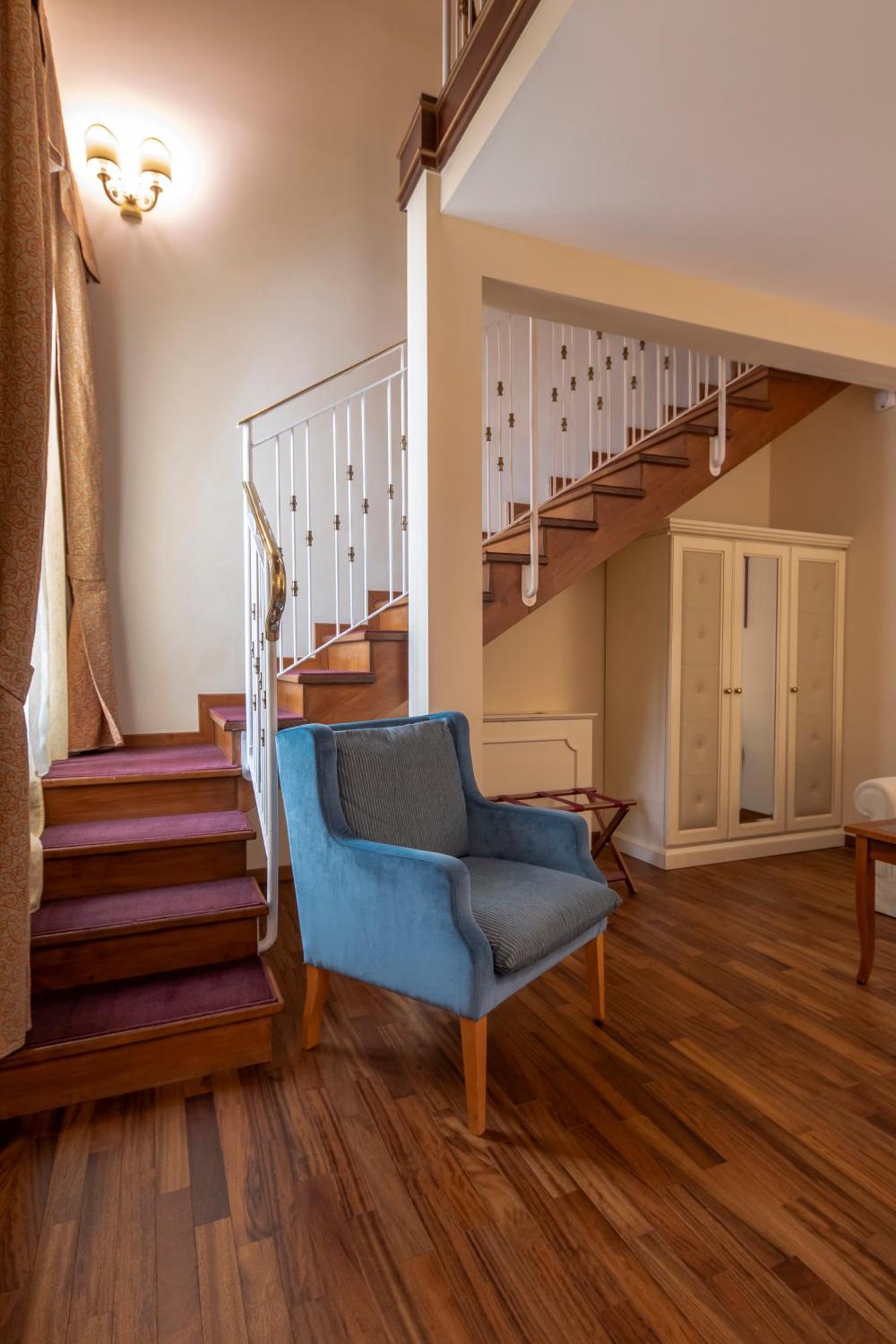 Golden Tower Hotel & Spa Φλωρεντία Εξωτερικό φωτογραφία Interior of the hotel