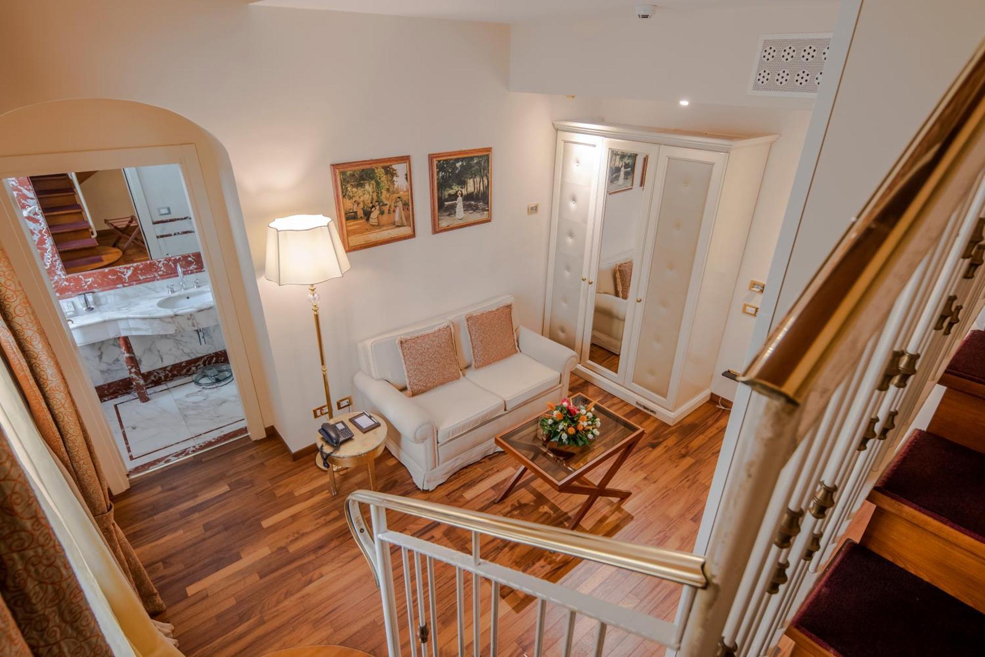 Golden Tower Hotel & Spa Φλωρεντία Εξωτερικό φωτογραφία Interior of the house