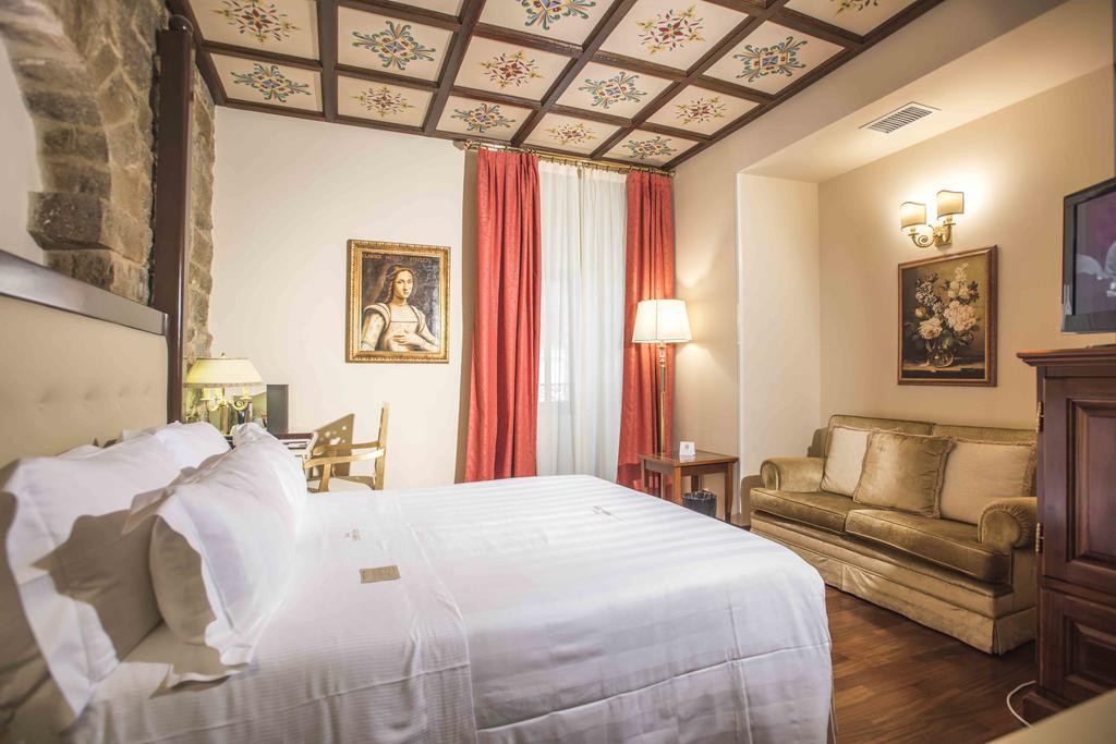 Golden Tower Hotel & Spa Φλωρεντία Εξωτερικό φωτογραφία A room at the hotel